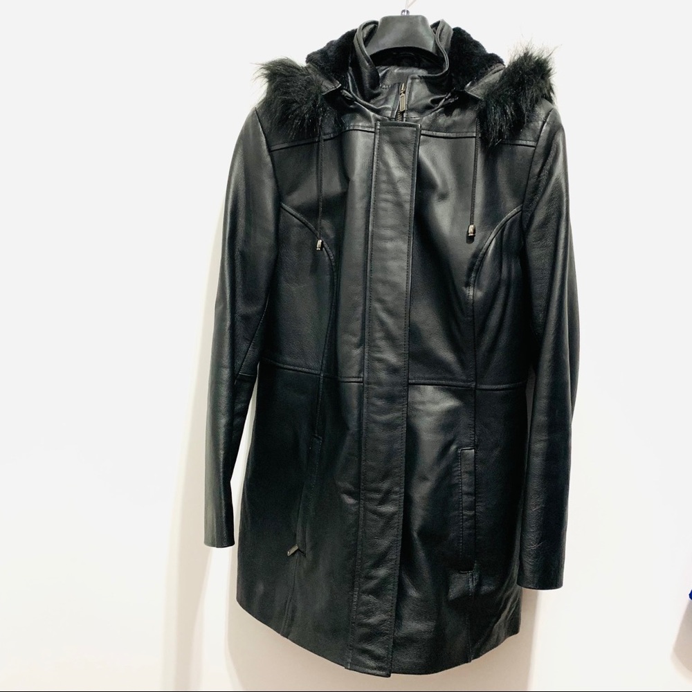 Croft & Barrow Women’s Black Fitted Leather Jacket Medium